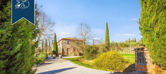 10 bedrooms House in Rapolano Terme, Italy No. 230215 4