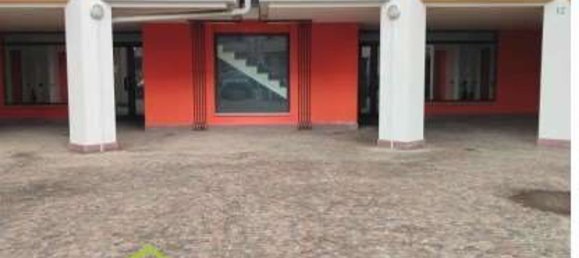 5 rooms Apartment in Dalmine, Italy No. 283379 2