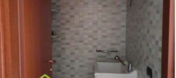 5 rooms Apartment in Dalmine, Italy No. 283379 8