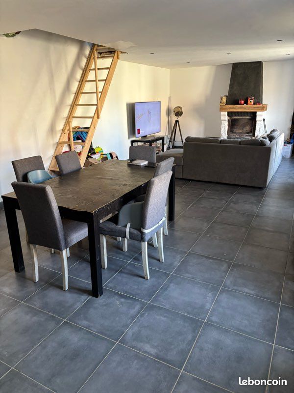 3 bedrooms House in Deux-Sevres, France No. 293866