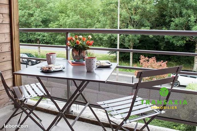 Estudio en Niort, France No. 301148