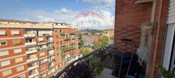 1 bedroom Apartment in Rome, Italy No. 310975 6
