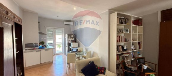 1 bedroom Apartment in Rome, Italy No. 310975 3