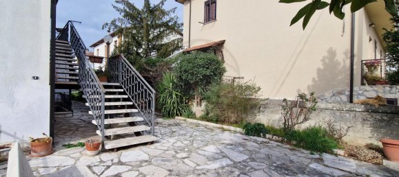 Apartamento de 4 divisões em Terni, Italy N.º 75520 15