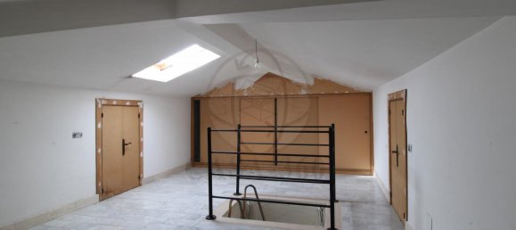 Apartamento de 4 divisões em Terni, Italy N.º 75520 11