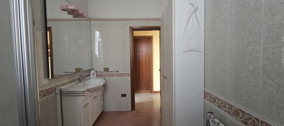 Apartamento de 4 divisões em Terni, Italy N.º 75520 19