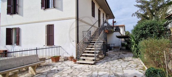 Apartamento de 4 divisões em Terni, Italy N.º 75520 16
