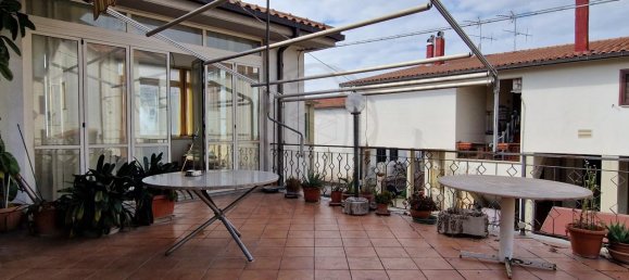 Apartamento de 4 divisões em Terni, Italy N.º 75520 3