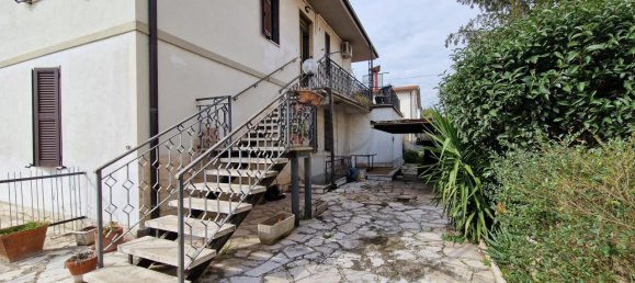 Apartamento de 4 divisões em Terni, Italy N.º 75520 14