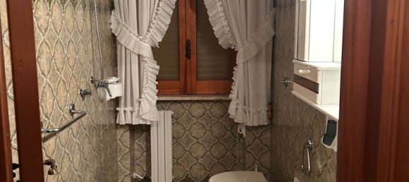 4 rooms House in Turi, Italy No. 128183 8