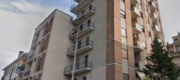 Apartamento de 3 habitaciónes en Novara, Italy No. 138354 2