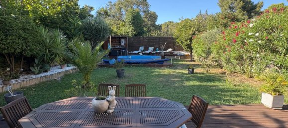 3 bedrooms Villa in Marseille, France No. 329876 2