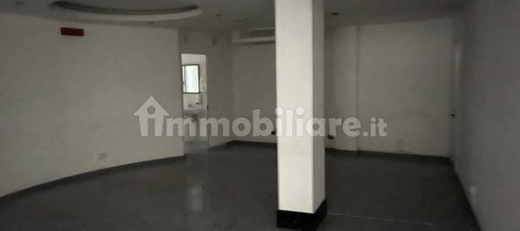 529m² Commercial property in Tortoreto, Italy No. 285764 10