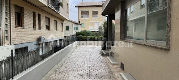 529m² Commercial property in Tortoreto, Italy No. 285764 7
