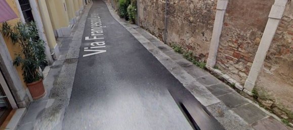 3 bedrooms Apartment in Brescia, Italy No. 311826 4