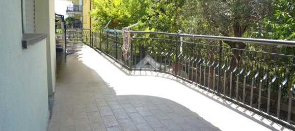 5 rooms Apartment in Montecorvino Pugliano, Italy No. 269442 8