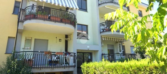 5 rooms Apartment in Montecorvino Pugliano, Italy No. 269442 3