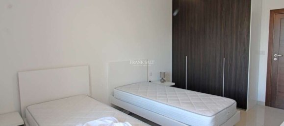 3 chambres Appartement à Zebbug, Malta No. 11069 12