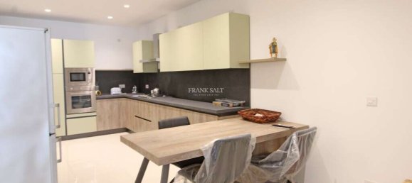 3 chambres Appartement à Zebbug, Malta No. 11069 7