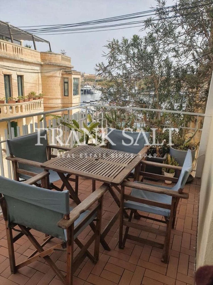 3 chambres Appartement à Ta' Xbiex, Malta No. 10200