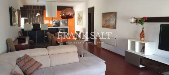 3 chambres Appartement à Ta' Xbiex, Malta No. 10200 2