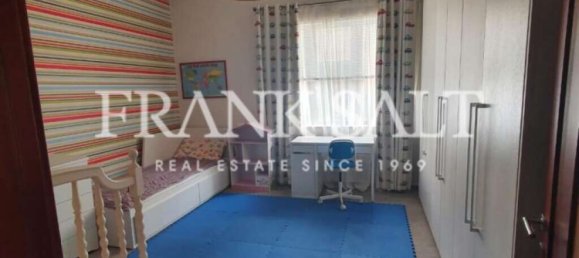 3 chambres Appartement à Ta' Xbiex, Malta No. 10200 37