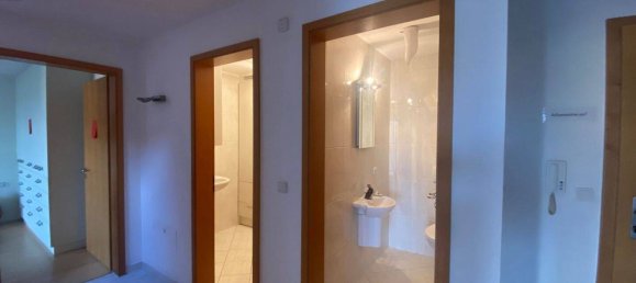 3 Schlafzimmer Doppelhaus in Schweinfurt, Germany, Nr. 81358 3