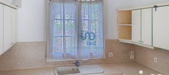 2 bedrooms Castles in Saint-Florent, France No. 214060 6