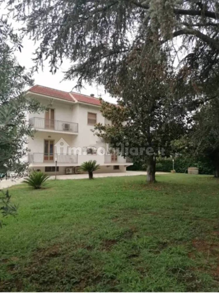 Studio à Latina, Italy No. 116947