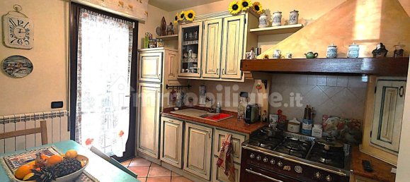 3 Schlafzimmer Haus in Viareggio, Italy, Nr. 280902 5