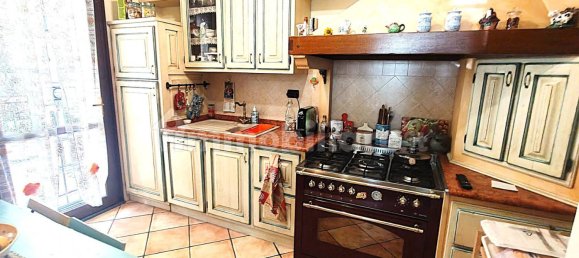 3 Schlafzimmer Haus in Viareggio, Italy, Nr. 280902 6