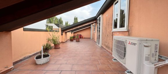 Ático de 3 habitaciónes en San Bonifacio, Italy No. 176984 14