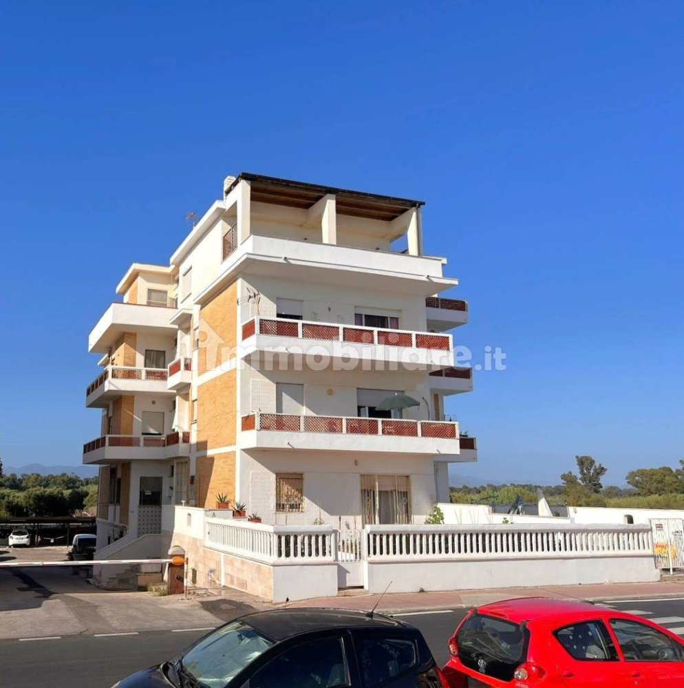 2 bedrooms Apartment in Latina, Italy No. 285396