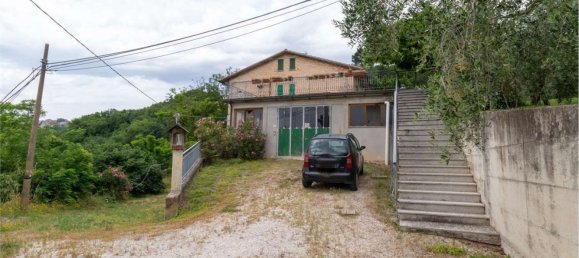 Casa de 21 divisão em Urbino, Italy N.º 289752 25