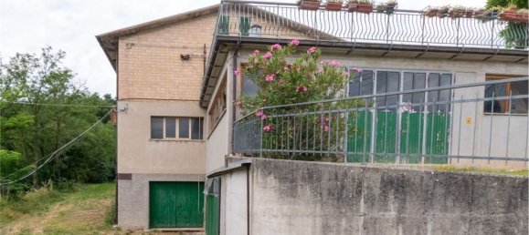 Casa de 21 divisão em Urbino, Italy N.º 289752 27