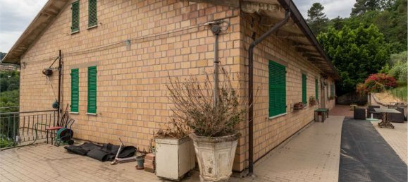 Casa de 21 divisão em Urbino, Italy N.º 289752 5