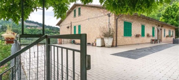 Casa de 21 divisão em Urbino, Italy N.º 289752 15