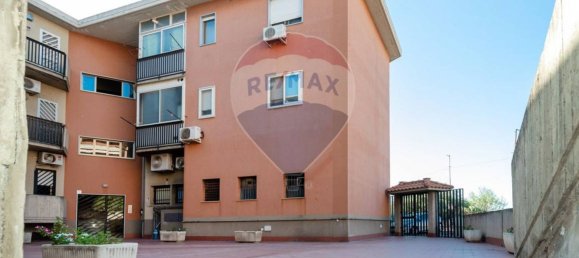 Apartamento de 2 dormitorios en Catania, Italy No. 87985 5