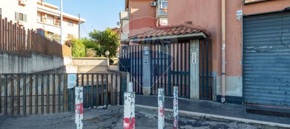 Apartamento de 2 dormitorios en Catania, Italy No. 87985 3