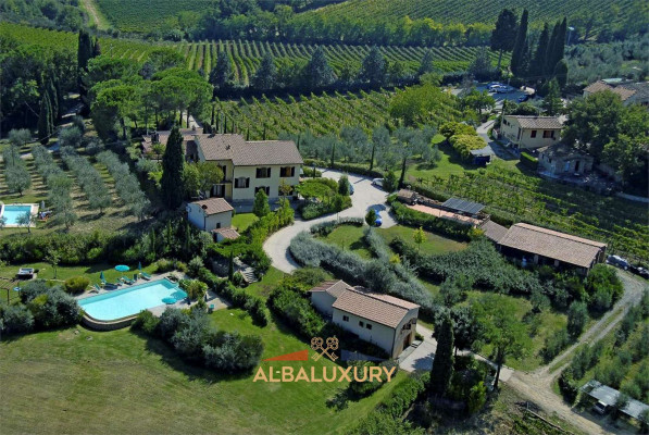 10 rooms Apartment in San Gimignano, Italy No. 134998