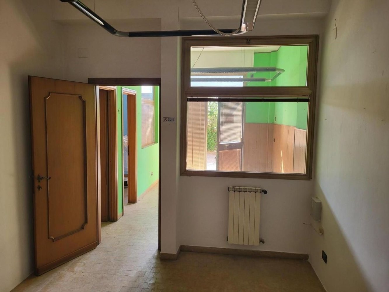 Escritório em Campi Bisenzio, Italy 45 m² N.º 354226