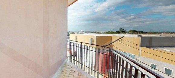 4 rooms Apartment in Pomigliano d'Arco, Italy No. 24055 21
