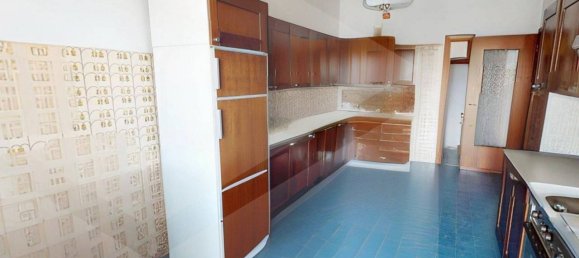4 rooms Apartment in Pomigliano d'Arco, Italy No. 24055 7