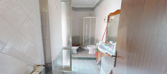 4 rooms Apartment in Pomigliano d'Arco, Italy No. 24055 19