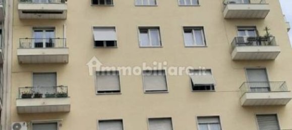 3 chambres Appartement à Rome, Italy No. 281366 2