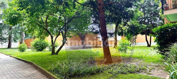 3 bedrooms Apartment in Milan, Italy No. 379151 37