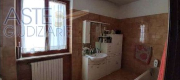 7-salle Appartement à Gottolengo, Italy No. 183994 12