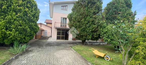 10-Zimmer Haus in Samarate, Italy, Nr. 121958 6