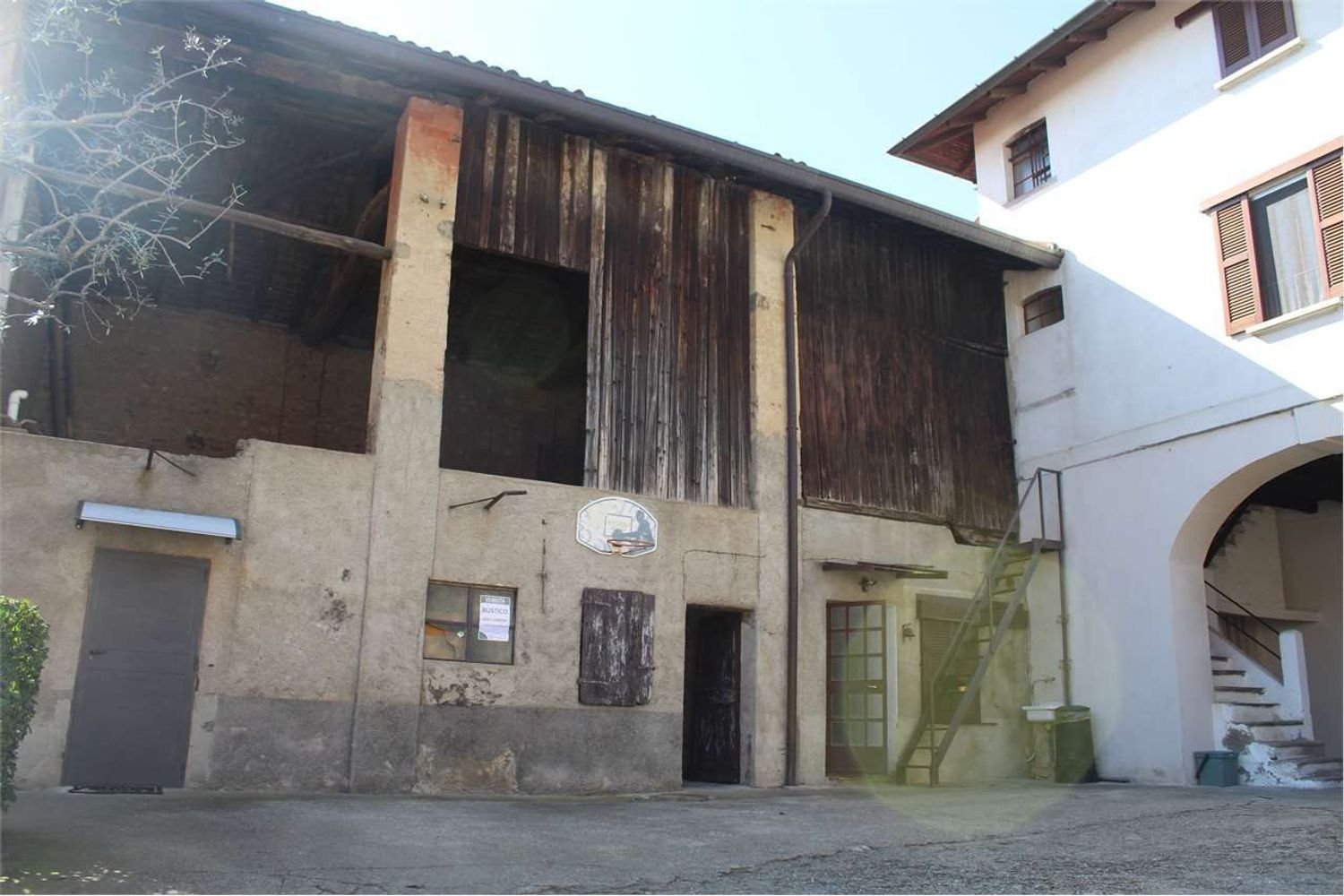 5 rooms House in Vertemate con Minoprio, Italy No. 333665