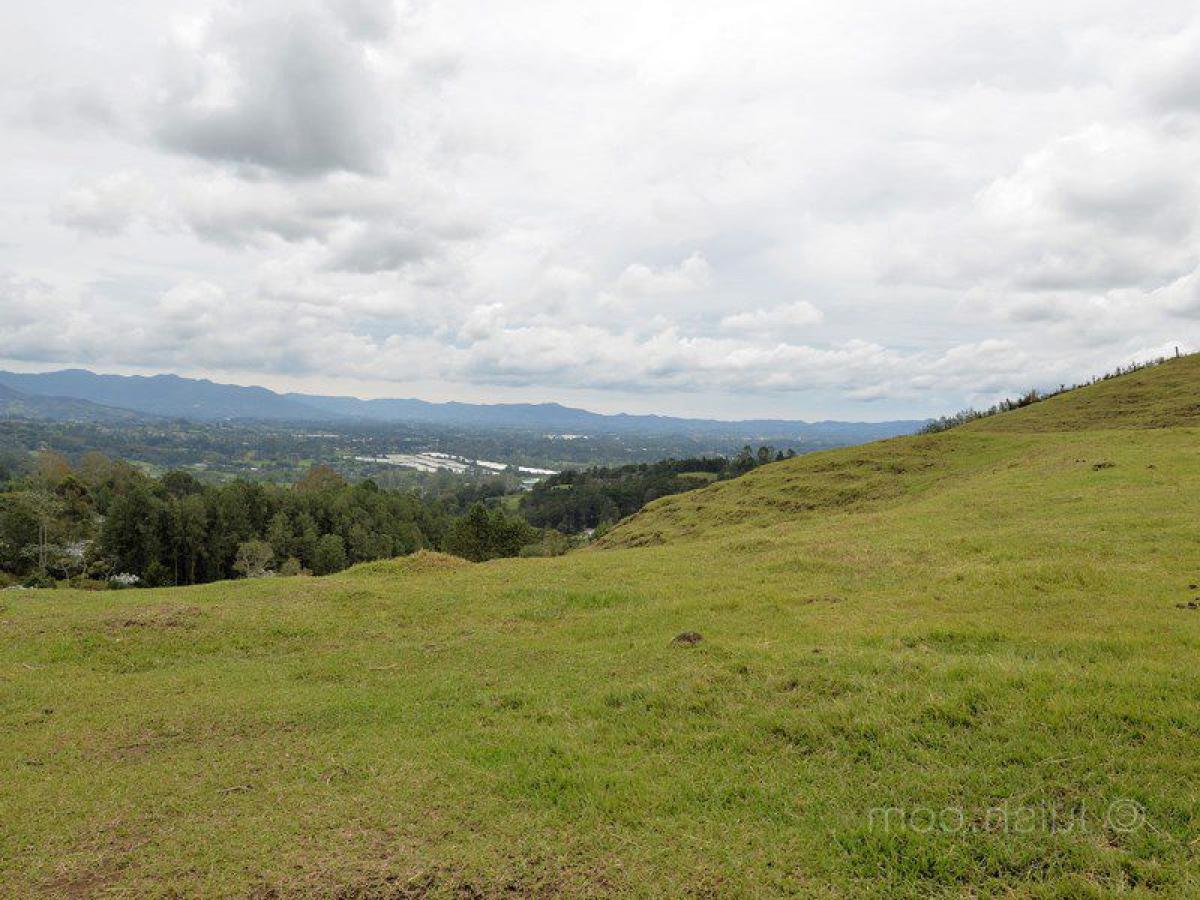 Terrain à Antioquia, Colombia No. 86
